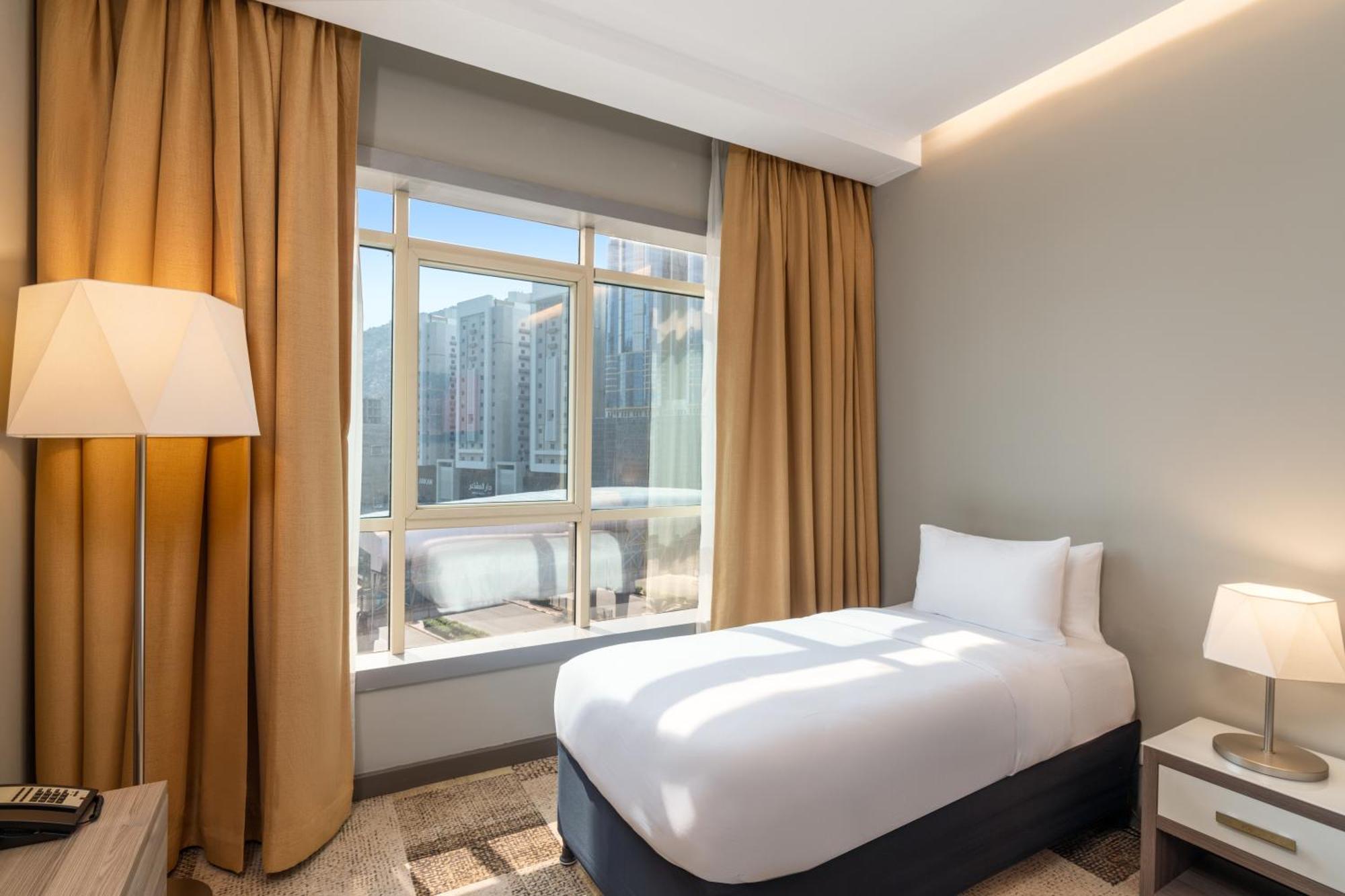 Mercure Makkah Aziziah Mecca Exterior photo